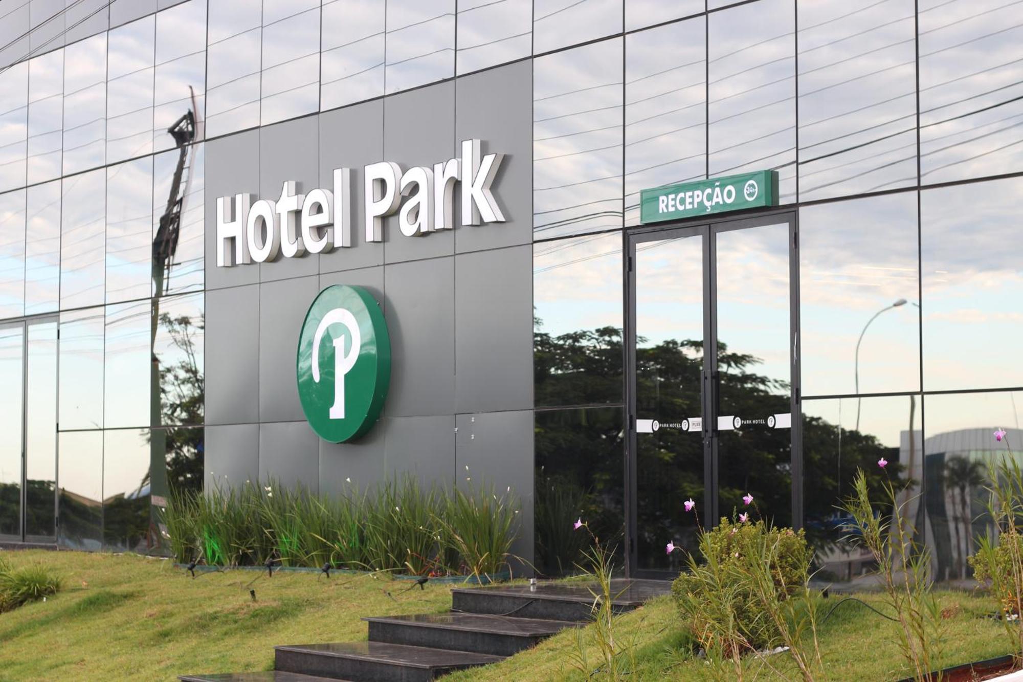 Hotel Park Valparaiso de Goias Exterior foto